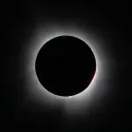 NASA анонсировала трансляцию полного солнечного затмения в августе