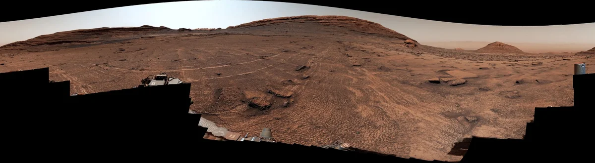 Curiosity обнаруживает «пчелиные соты» на Марсе
