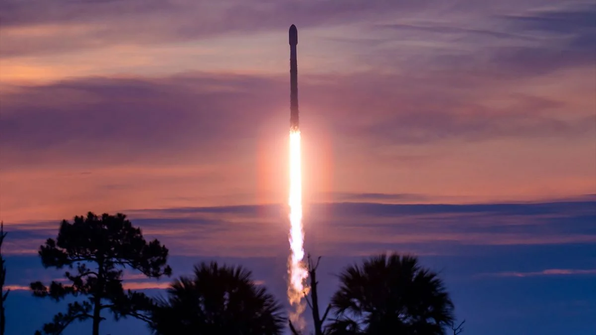 Запуск ракеты SpaceX Falcon 9 в рекордный 36-й раз 9 июля